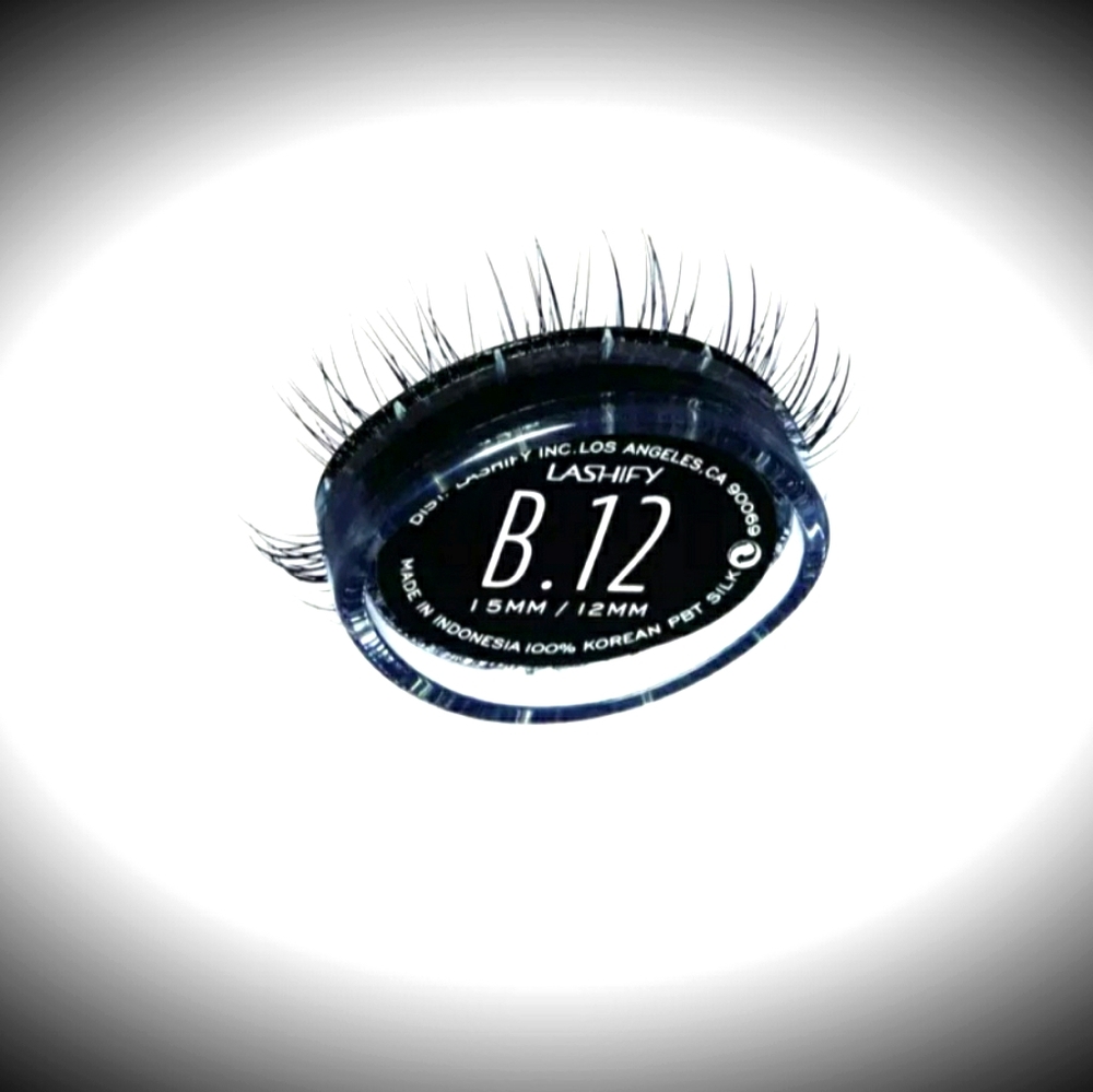 Brand new Lashify Lashes B12